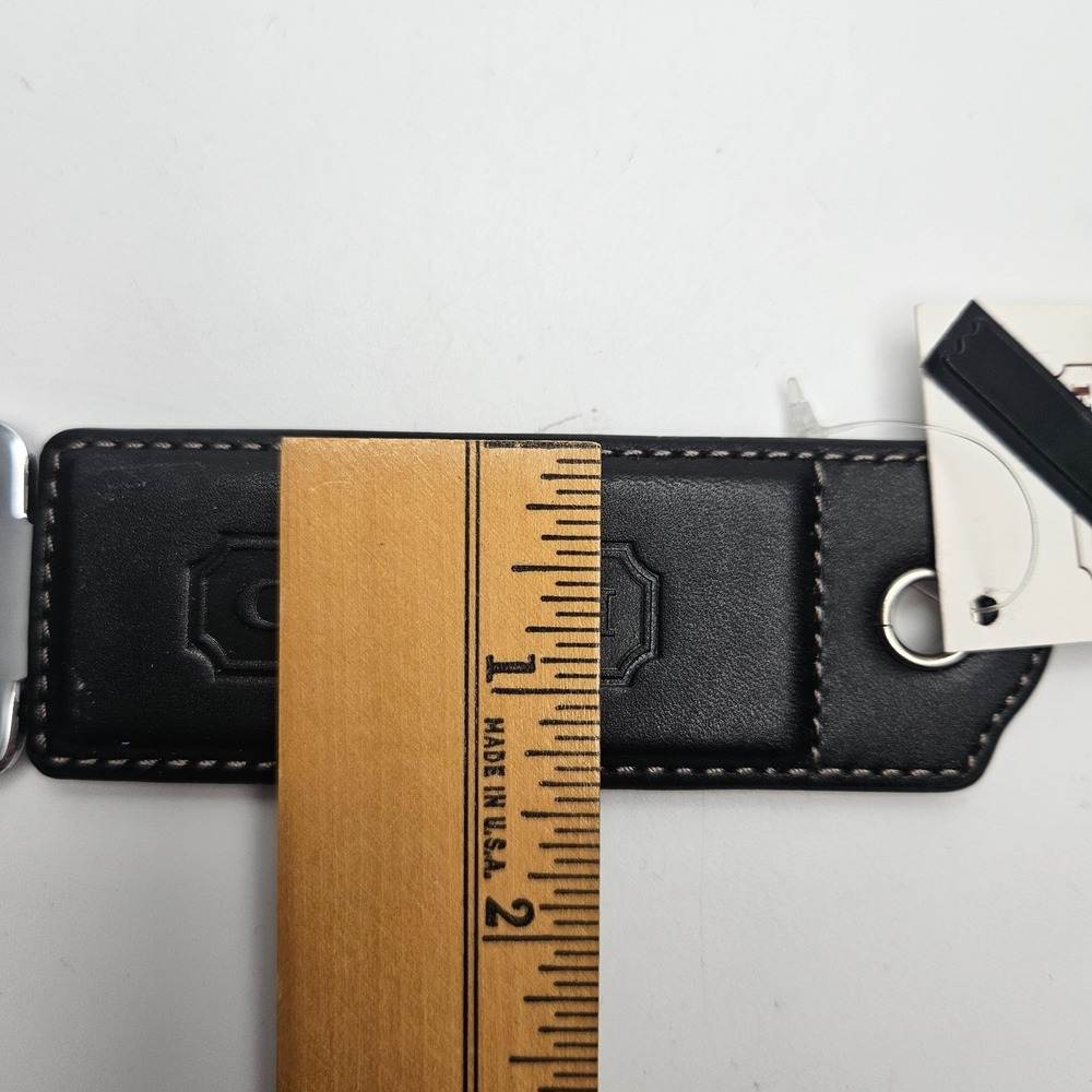 Coach Leather Bottle Opener Keychain Black‎ Silver Tone Hardware New With Tag - Picture 8 of 8